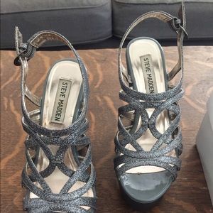 Steve Madden Glitter Wedge Size 6